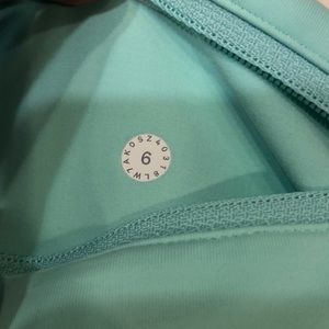 Dot inside of lulu lemon shorts